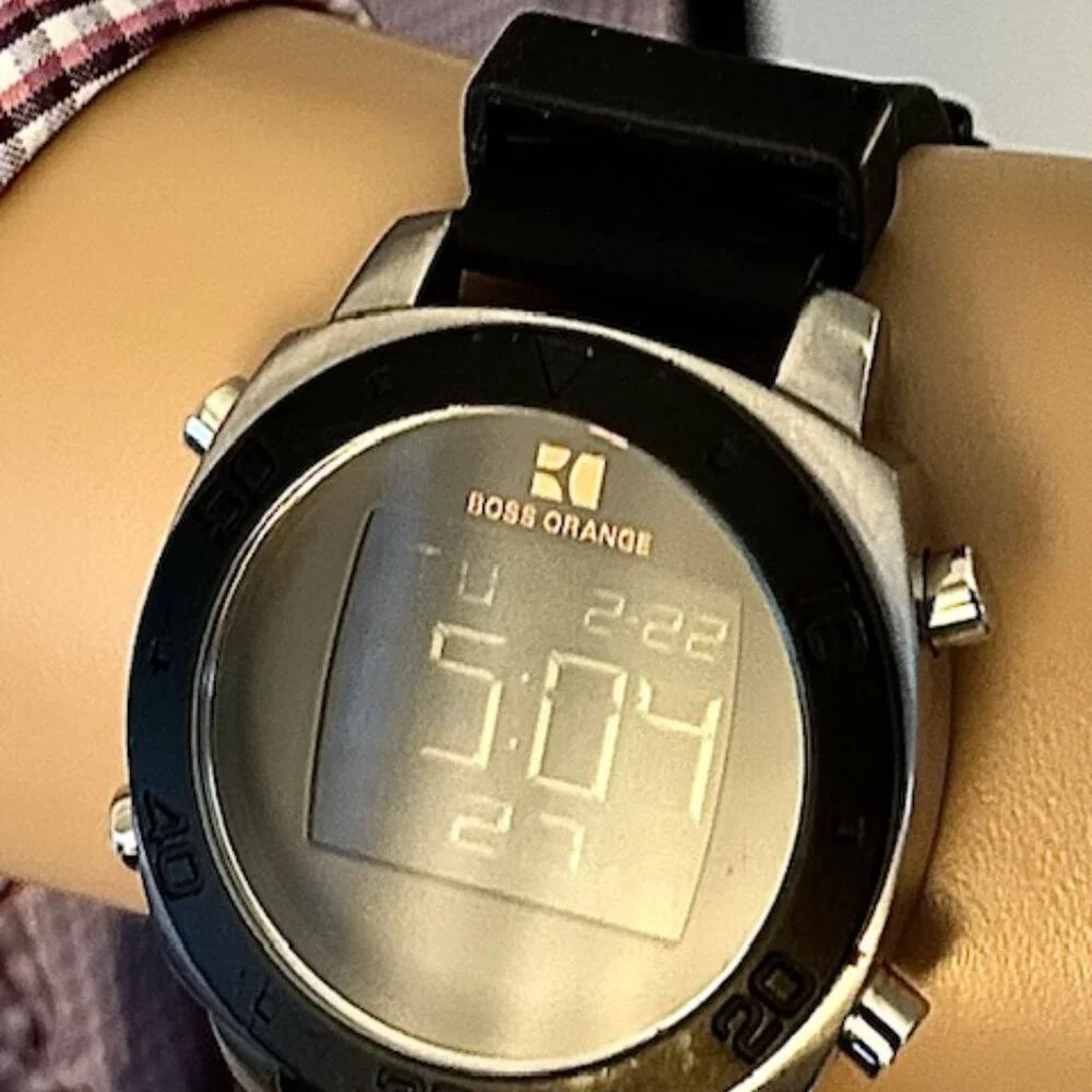 Hugo Boss. Boss Orange Watch - Picture 3 of 3